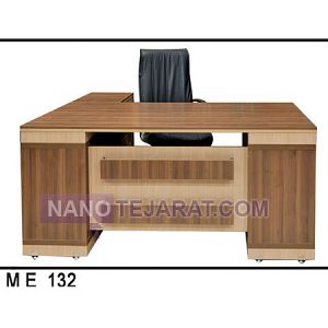 میز مدیریتیME132